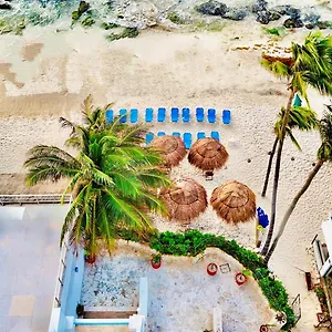 Hotell Pelicano - Beachfront